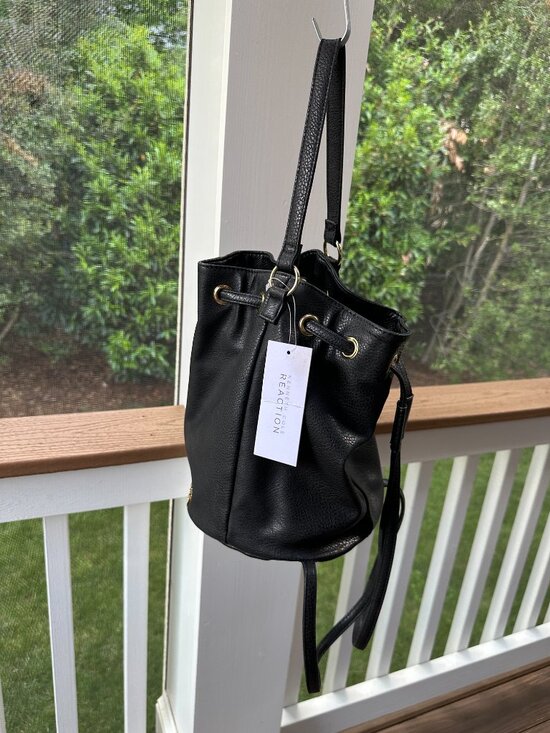 Kenneth Cole Reaction Faux Leather Tanner Bucket Bag Backpack Black Gold NWT main image 8